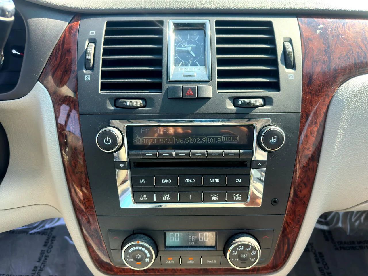 Used 2006 Cadillac DTS Performance w/ Sun And Sound Package image 17