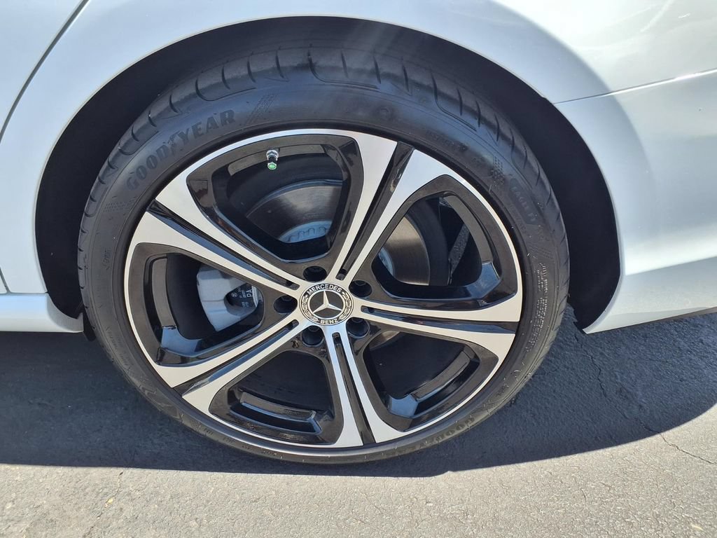 Used 2024 Mercedes-Benz C 300 Sedan image 15