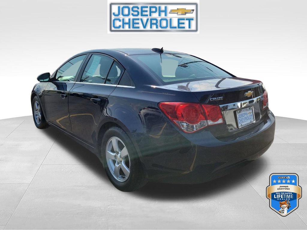 Used 2015 Chevrolet Cruze LT FWD image 3