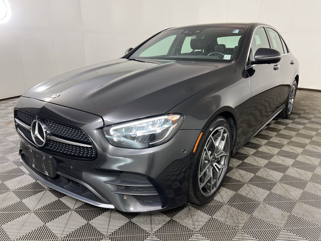 Used 2023 Mercedes-Benz E 350 4MATIC Sedan image 23