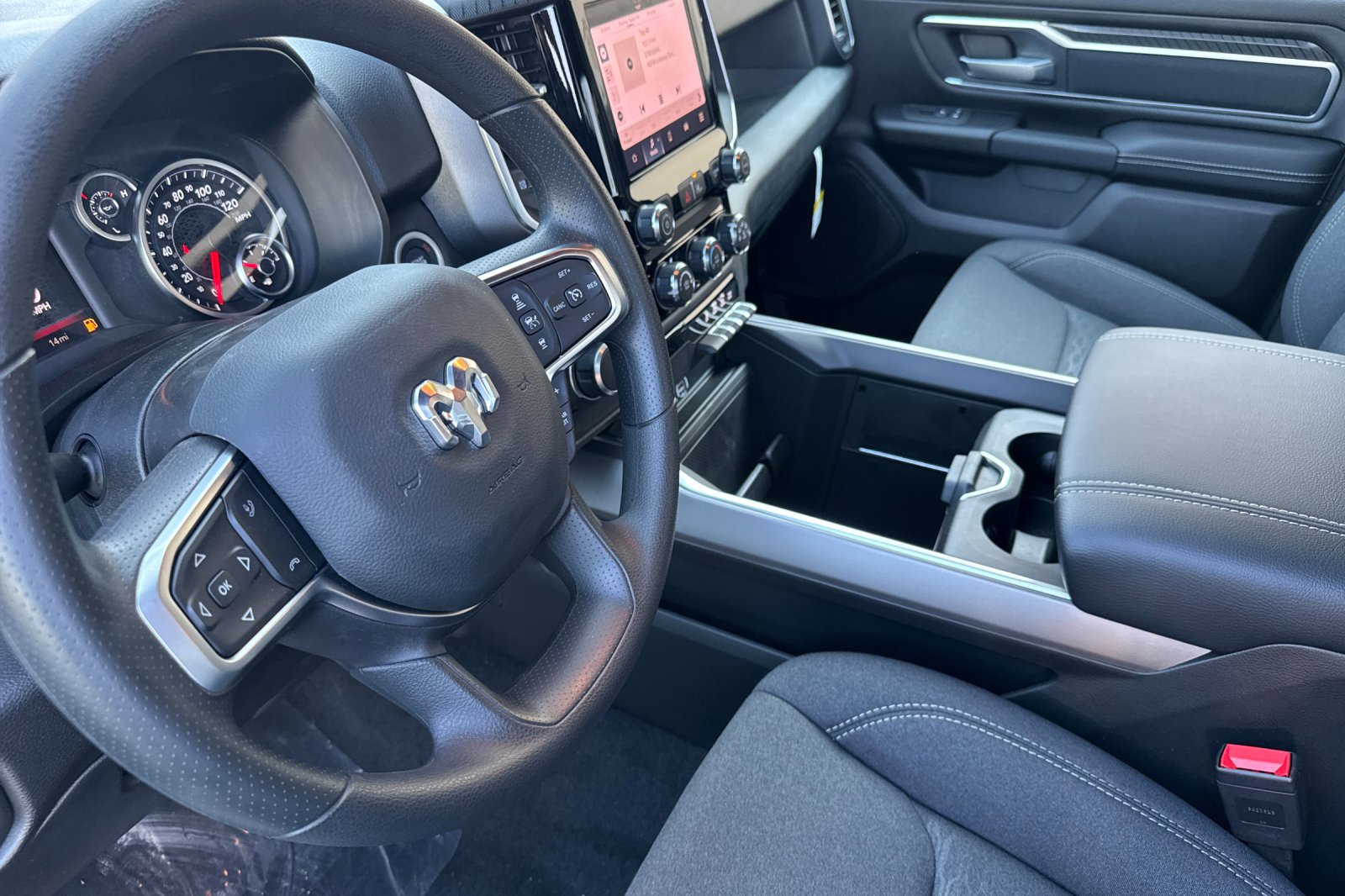 New 2025 RAM 1500 2WD Crew Cab image 9