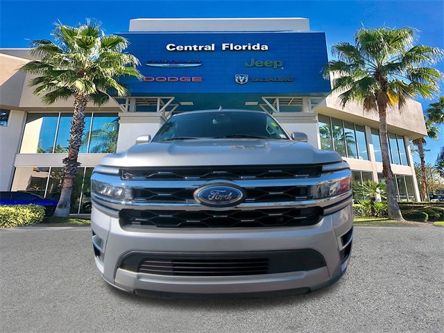 Used 2024 Ford Expedition Max Limited image 3