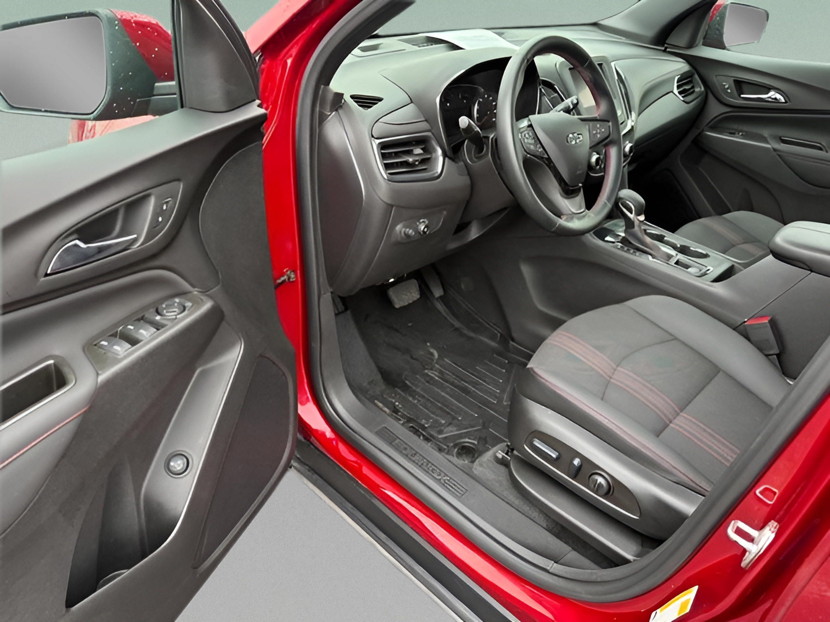 Used 2023 Chevrolet Equinox RS FWD image 17