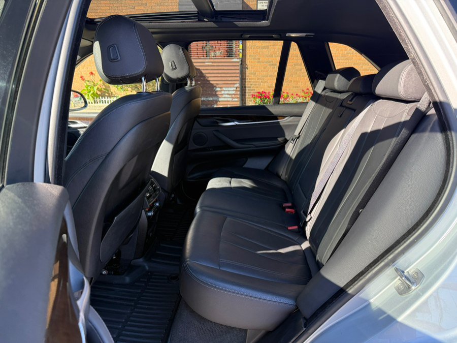 Used 2017 BMW X5 xDrive35i AWD/4WD image 9