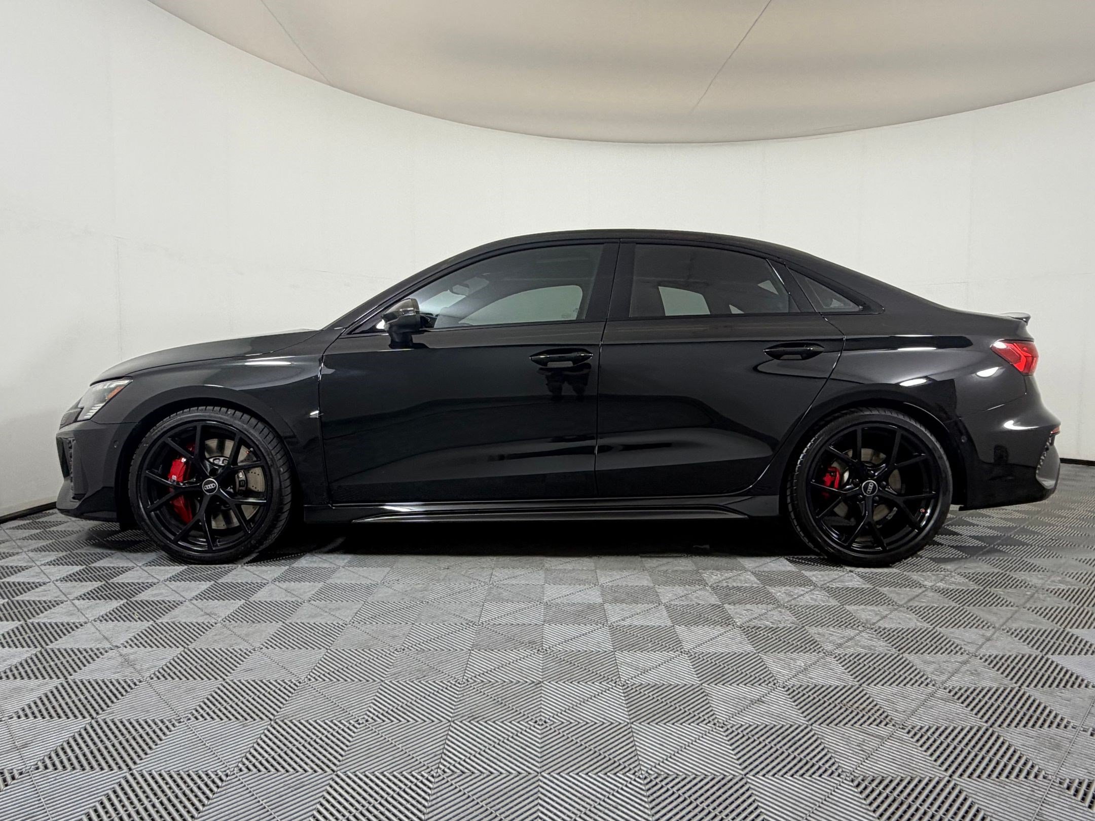 Used 2024 Audi RS 3 AWD/4WD image 2