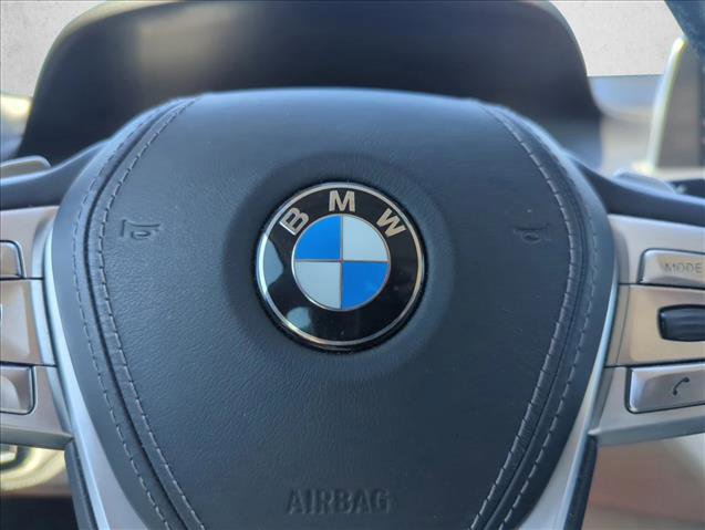Used 2017 BMW 740i RWD image 21