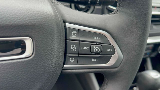 Used 2023 Jeep Compass High Altitude AWD/4WD image 27
