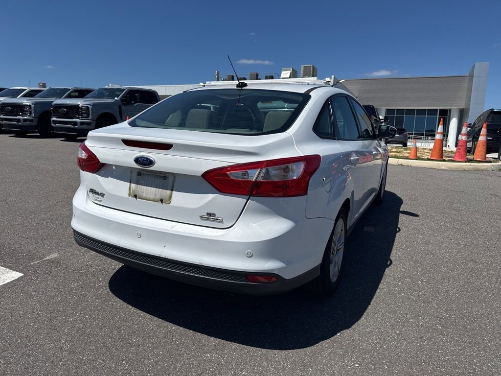 Used 2014 Ford Focus SE image 2