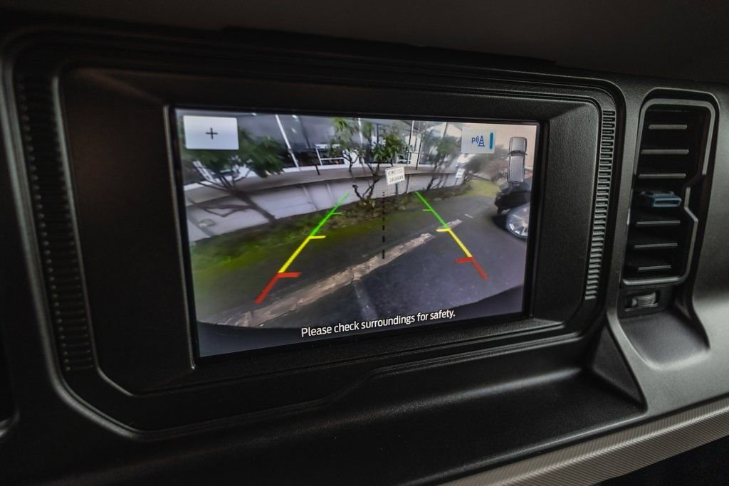 Used 2022 Ford Bronco Wildtrak image 16