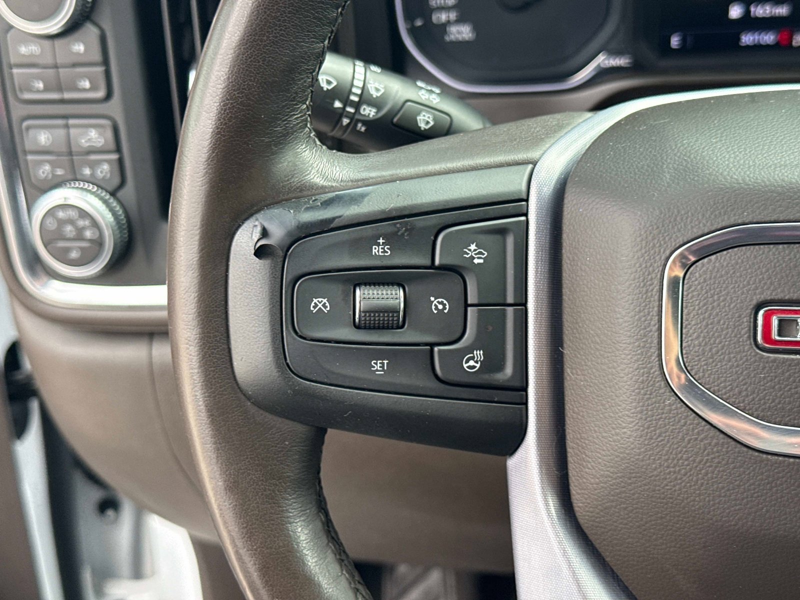 Used 2020 GMC Sierra 1500 SLT w/ SLT Premium Plus Package image 33