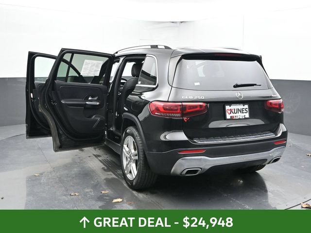 Used 2023 Mercedes-Benz GLB 250 4MATIC image 54