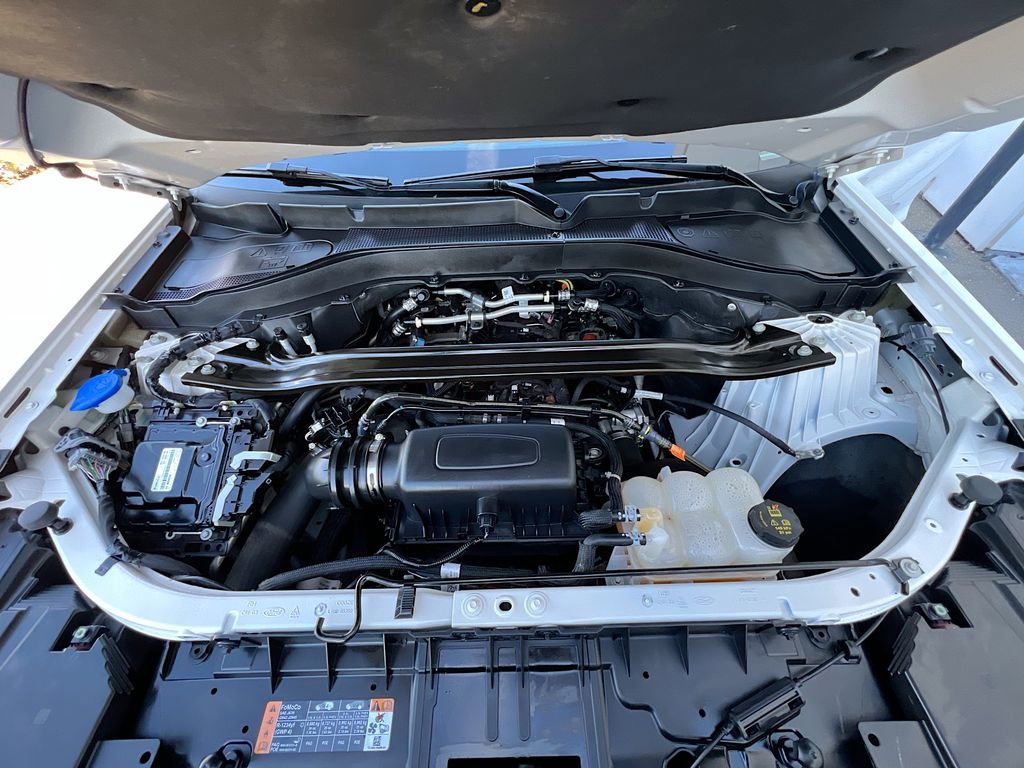 Used 2023 Ford Explorer Limited w/ Equipment Group 301A image 31