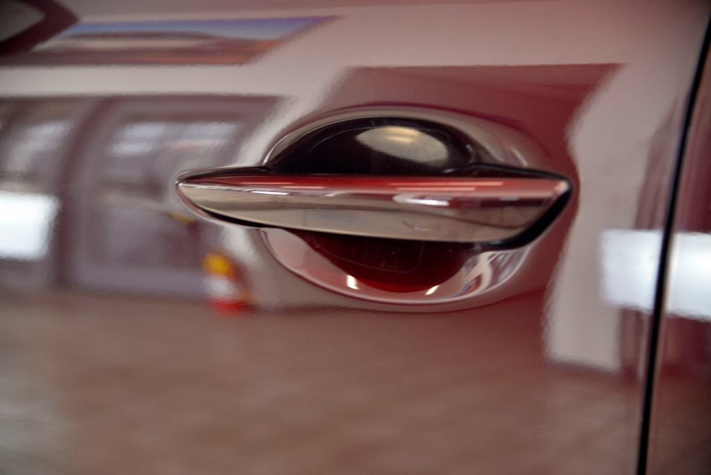 Used 2025 MAZDA CX-90 Plug-In Hybrid w/ Premium Plus image 13