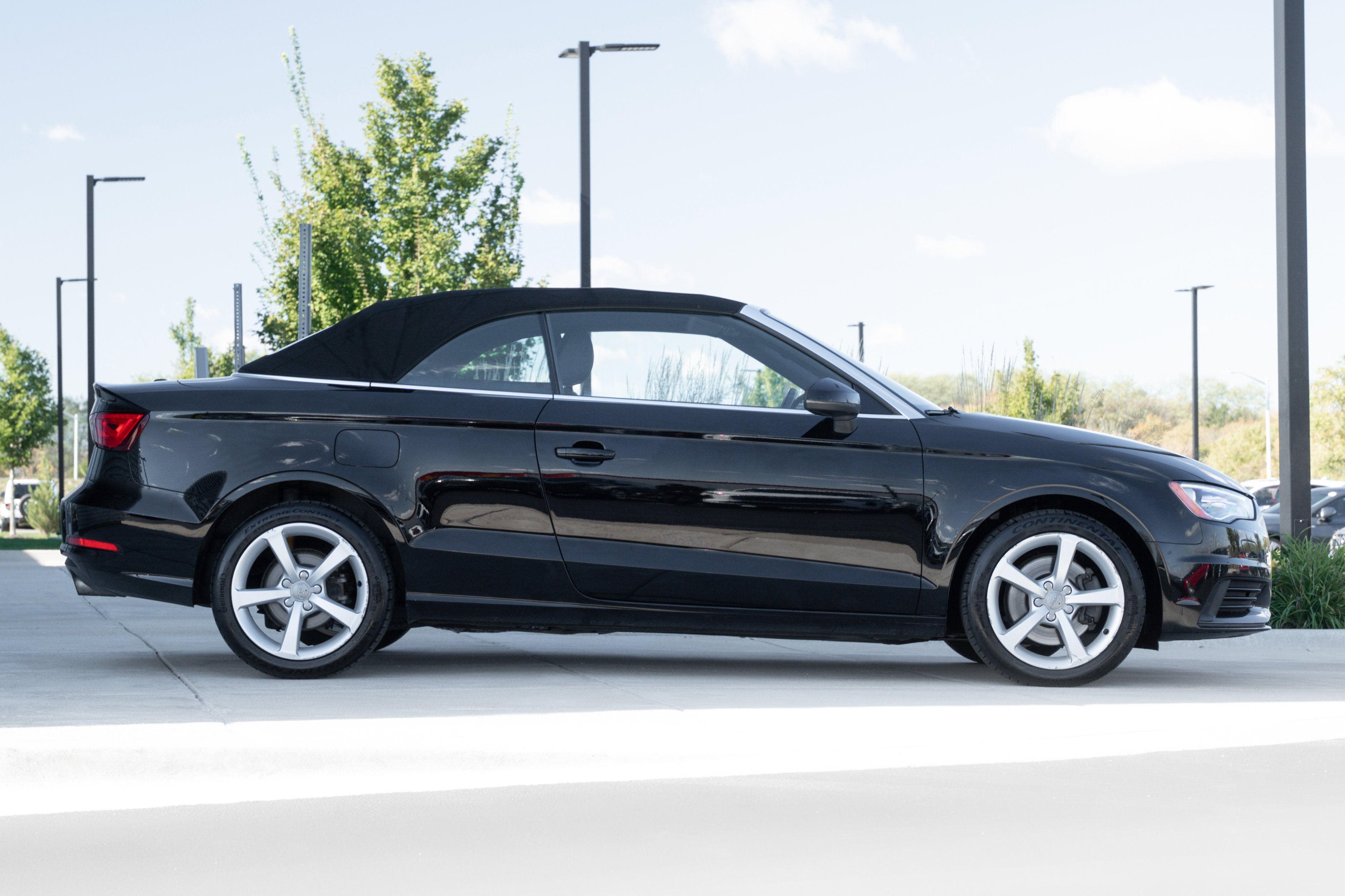 Used 2015 Audi A3 2.0T Premium w/ Audi MMI Navigation Plus AWD/4WD image 4