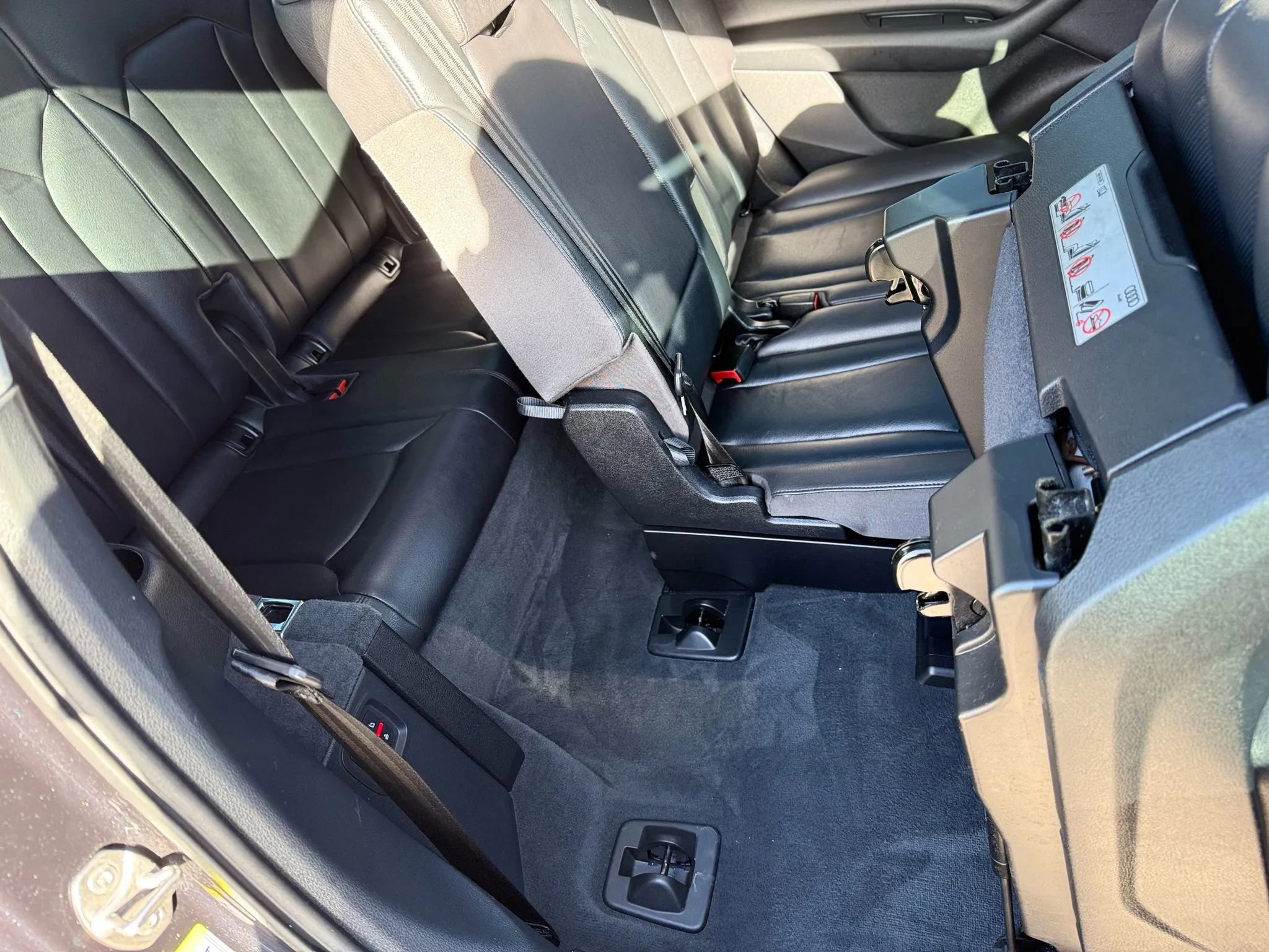 Used 2018 Audi Q7 3.0T Prestige w/ Prestige Package image 23