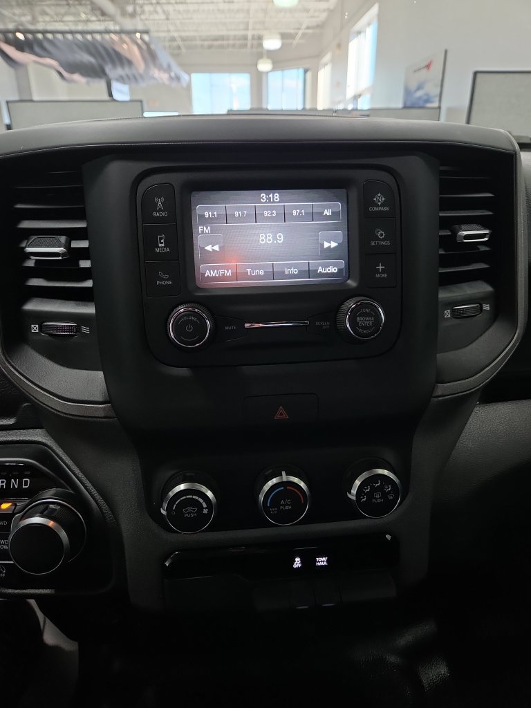 Used 2023 RAM 1500 Tradesman AWD/4WD image 5