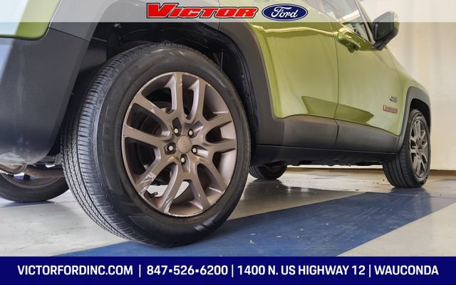 Used 2016 Jeep Renegade 75th Anniversary FWD image 8