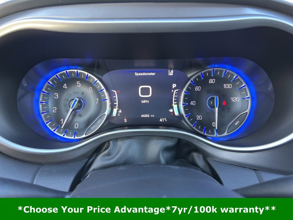 Certified 2023 Chrysler Pacifica Touring-L image 43