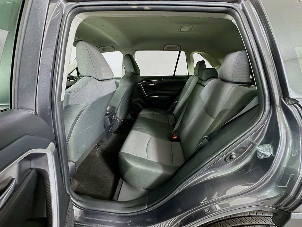 Used 2025 Toyota RAV4 XLE image 23