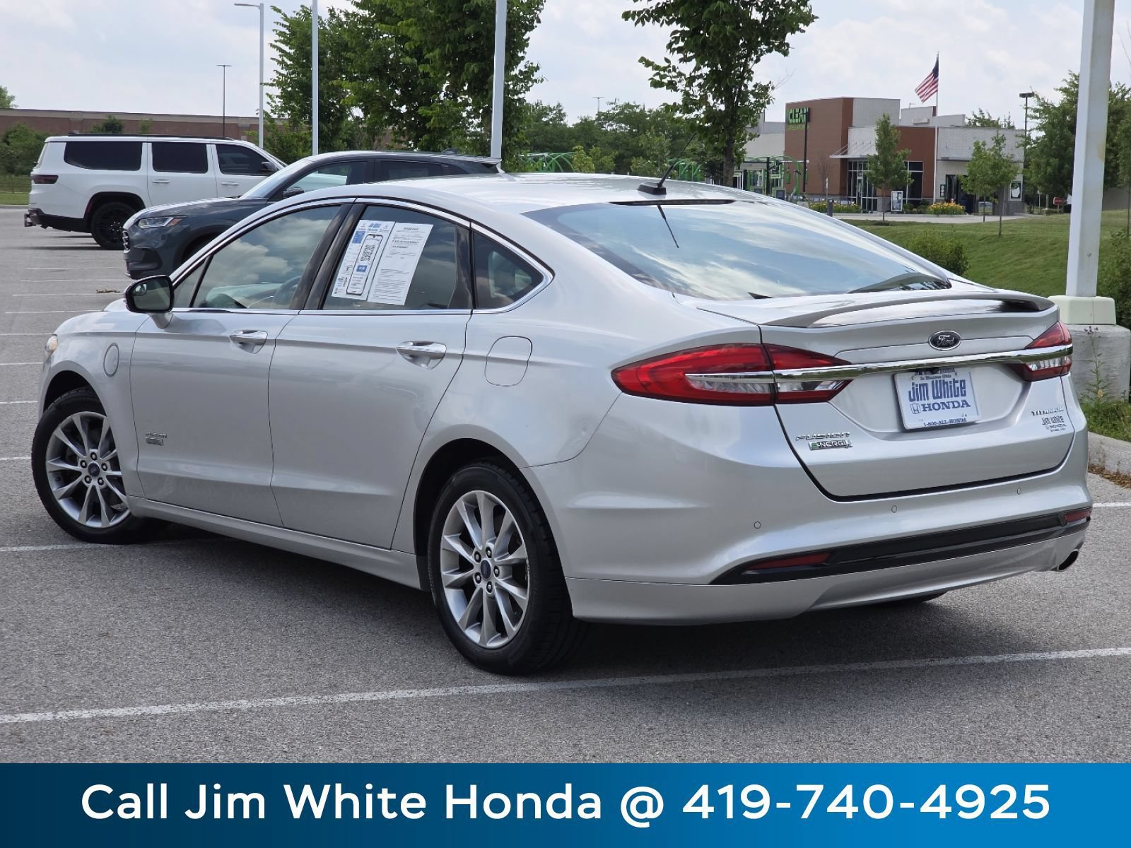 Used 2017 Ford Fusion Energi Titanium FWD image 13