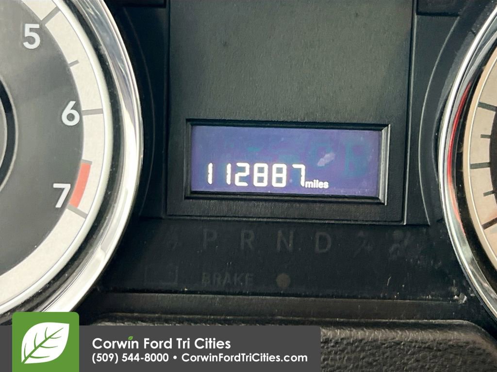 Used 2018 Dodge Grand Caravan SE image 2