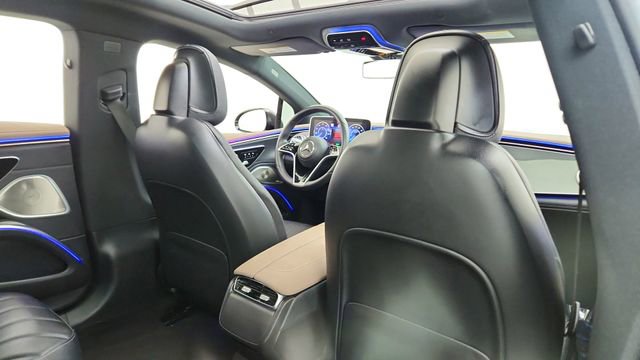 Used 2023 Mercedes-Benz EQS 450+ Sedan image 26