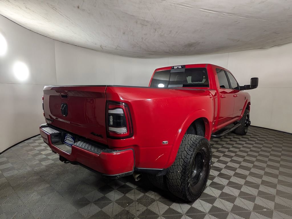 Used 2022 RAM 3500 Laramie w/ Night Edition image 7