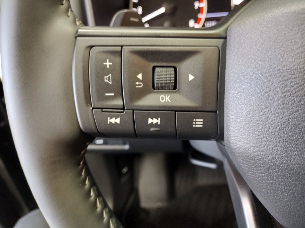 Used 2026 Nissan Rogue SV w/ Cold Weather Package AWD/4WD image 26