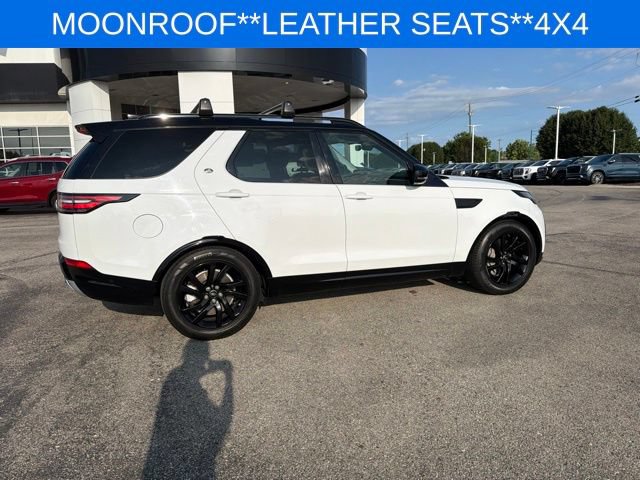 Used 2020 Land Rover Discovery Landmark AWD/4WD image 11
