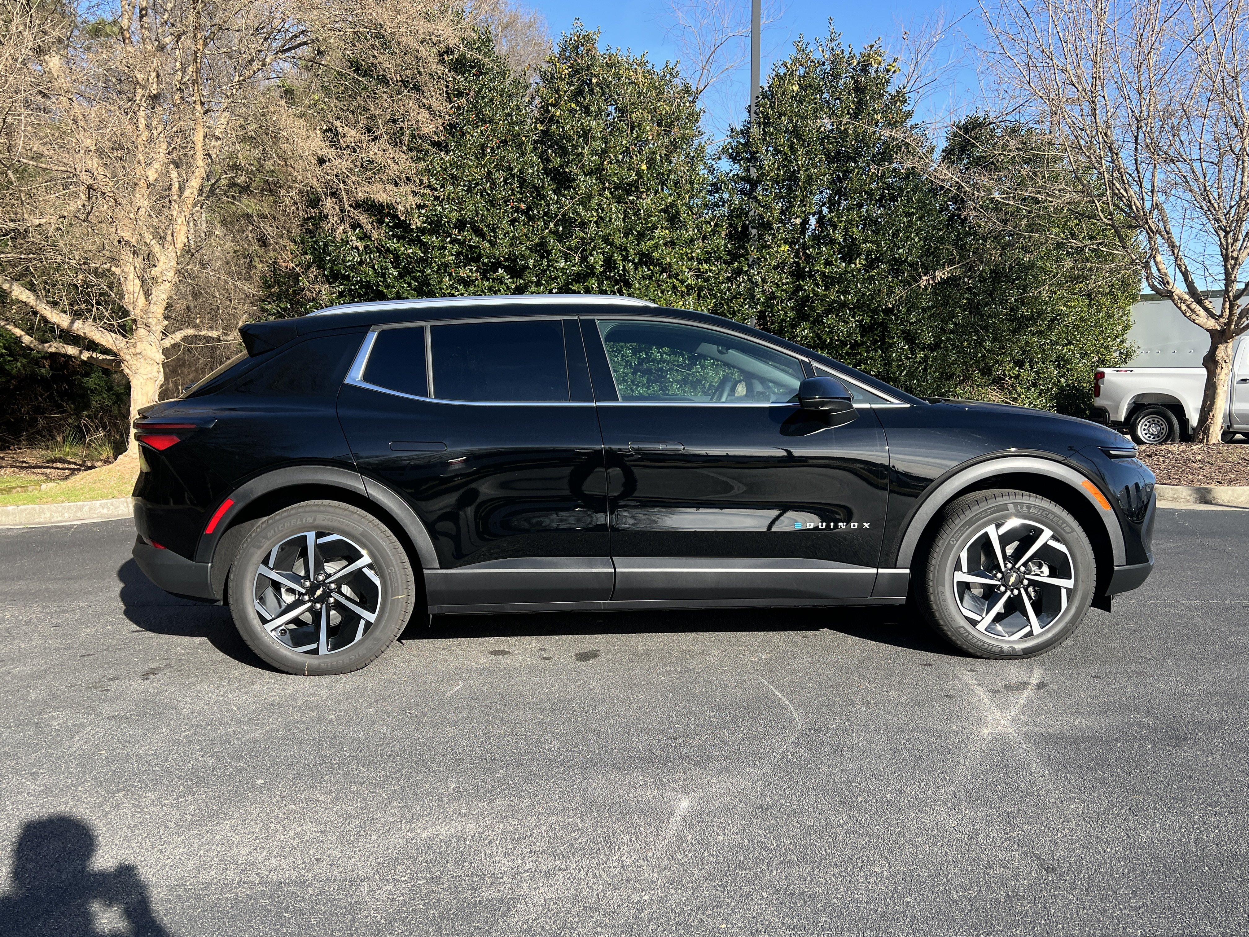 New 2026 Chevrolet Equinox EV LT AWD/4WD image 10