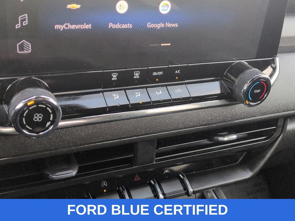 Used 2023 Chevrolet Colorado Trail Boss w/ Technology Package AWD/4WD image 20
