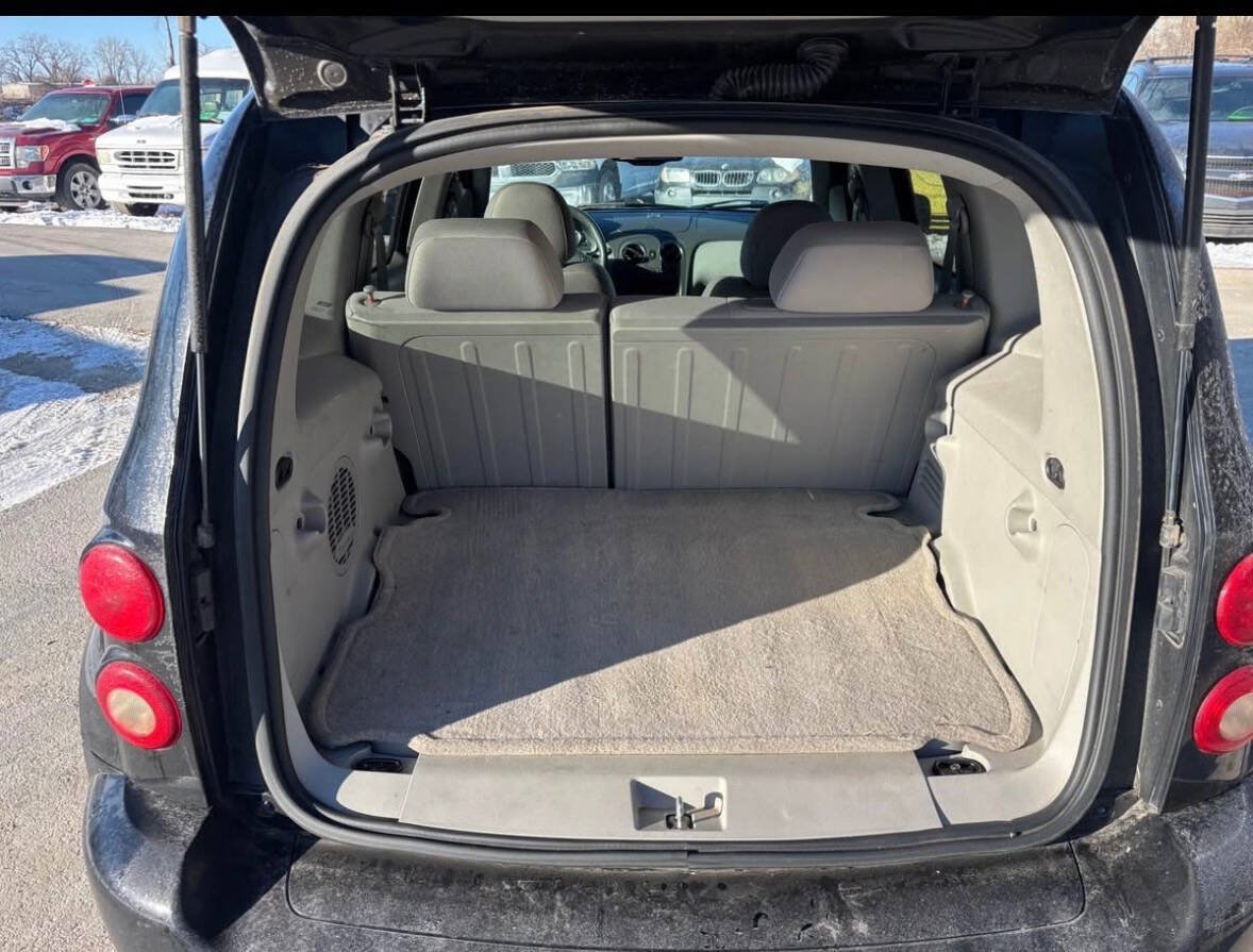 Used 2009 Chevrolet HHR LT w/ LT Preferred Equipment Group FWD image 15