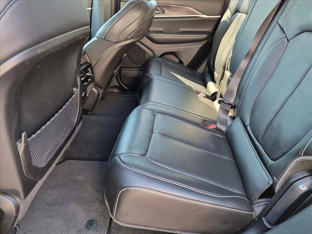 Used 2023 Jeep Grand Cherokee Limited w/ Luxury Tech Group II AWD/4WD image 18