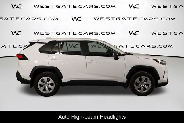 Used 2025 Toyota RAV4 LE image 5