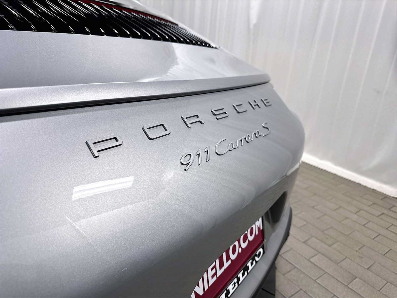 Used 2017 Porsche 911 Carrera S RWD image 32