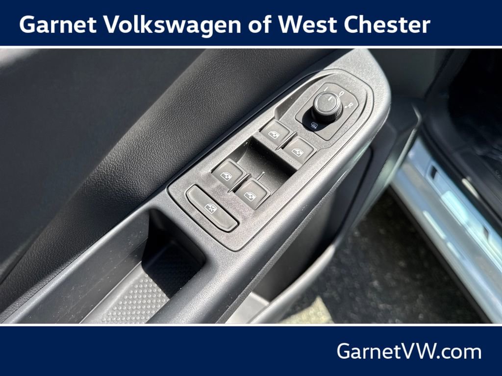 New 2026 Volkswagen Taos SE AWD/4WD image 23