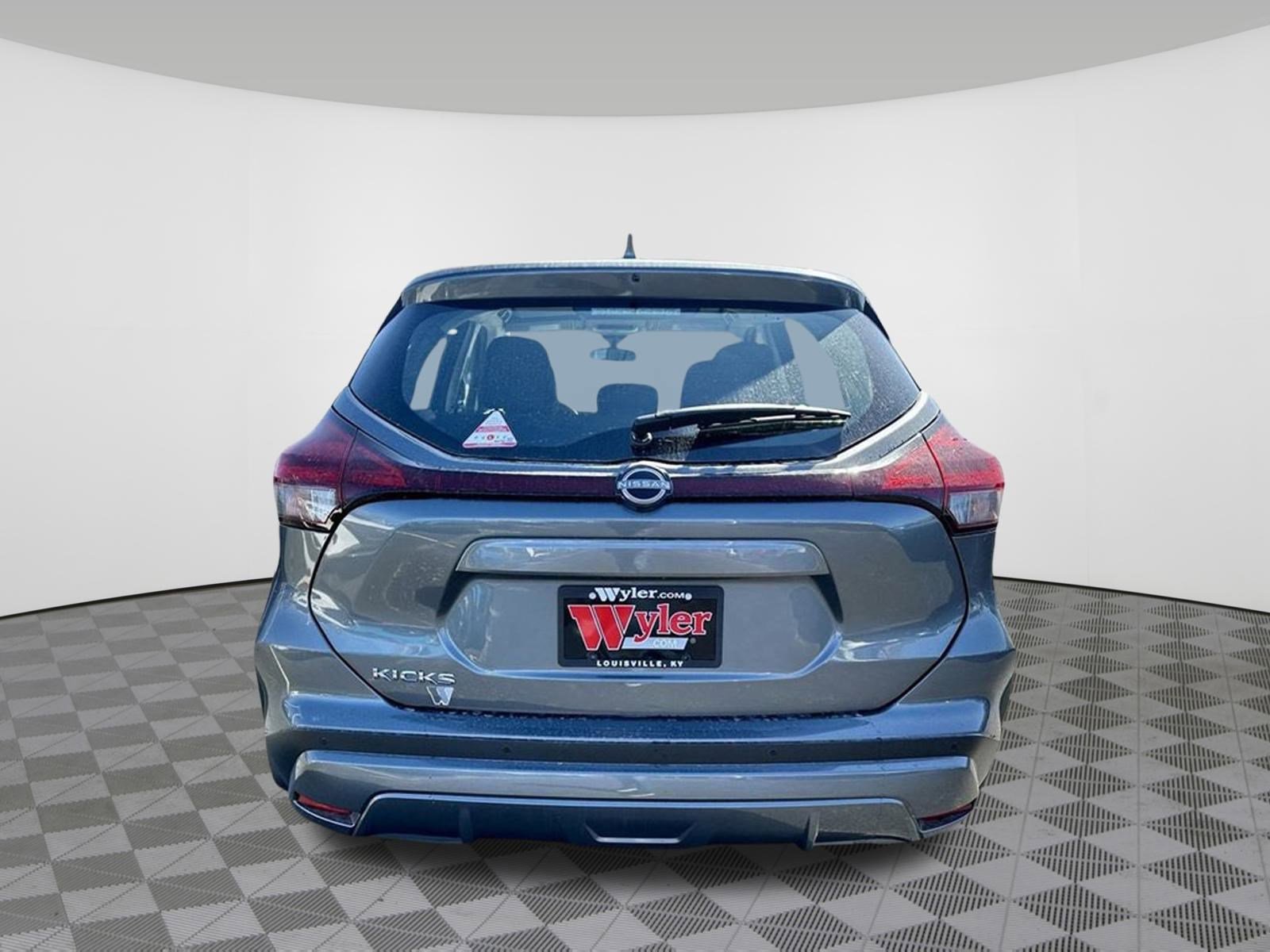 Used 2025 Nissan Kicks Play S image 15