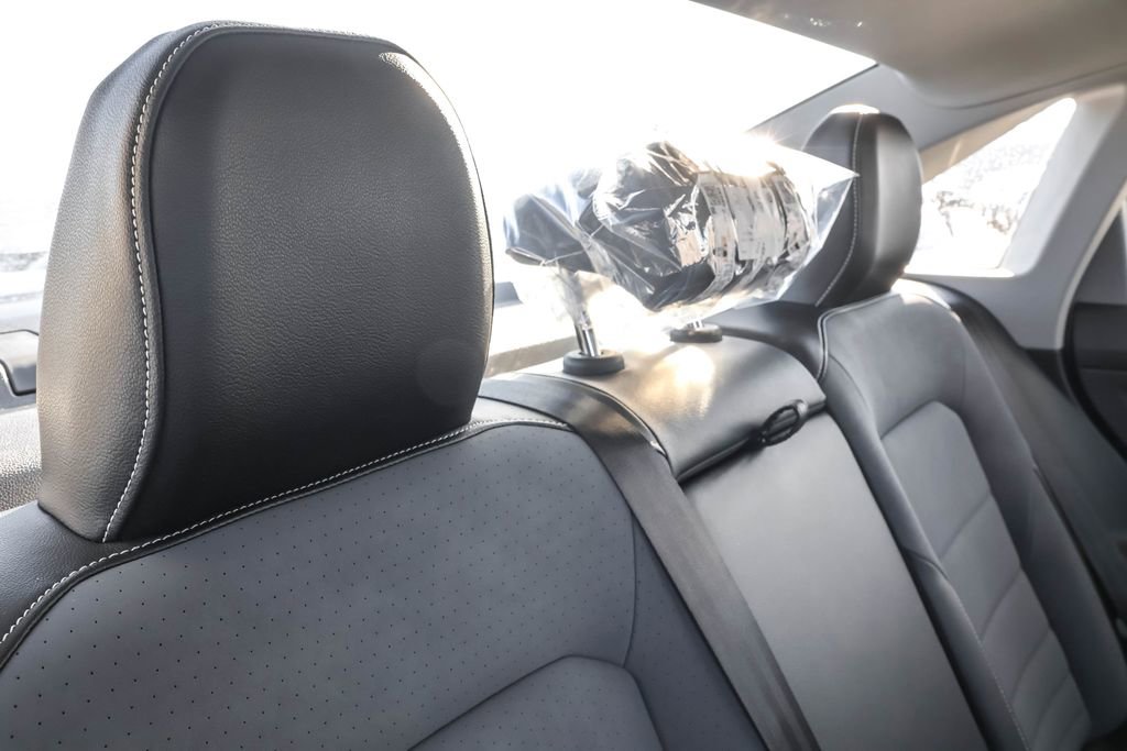 New 2026 Volkswagen Jetta SE FWD image 38