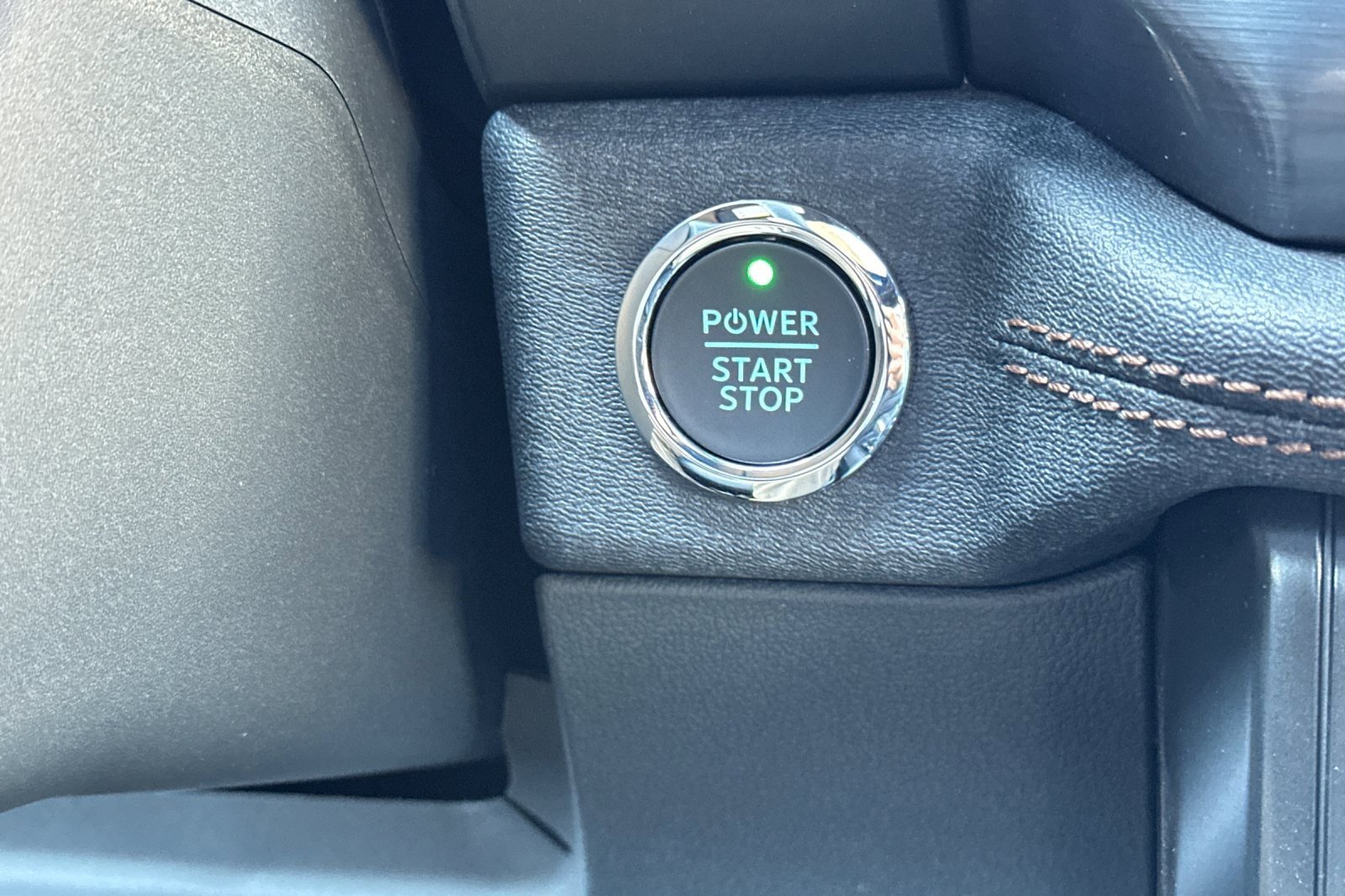 New 2025 Ford F150 Lightning Lariat image 21