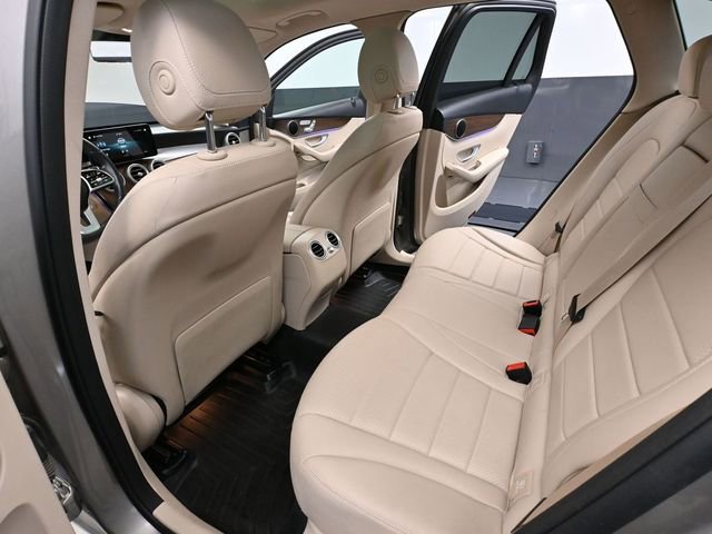 Used 2021 Mercedes-Benz GLC 300 4MATIC image 39