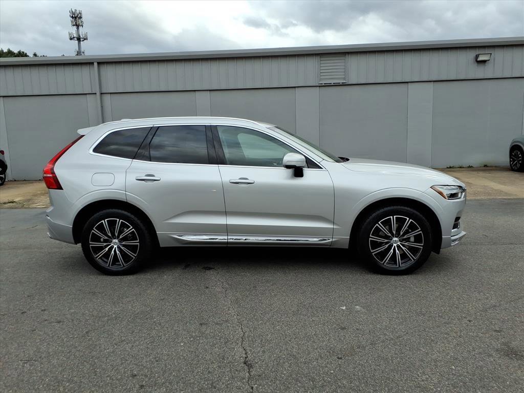 Used 2020 Volvo XC60 T5 Inscription w/ Protection Package image 2