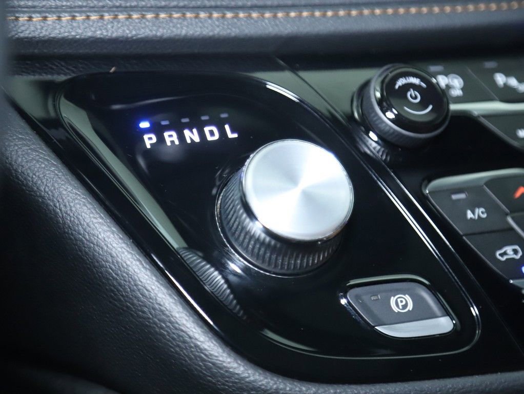 Used 2022 Chrysler Pacifica Pinnacle image 39