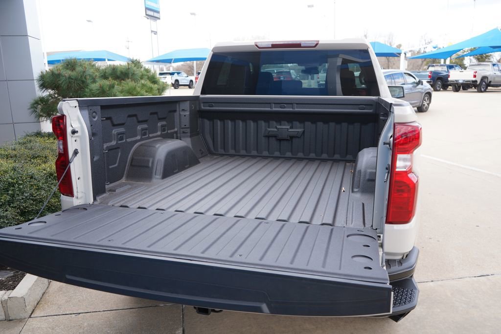 New 2026 Chevrolet Silverado 1500 Custom Trail Boss w/ Turbomax Blackout Package image 19