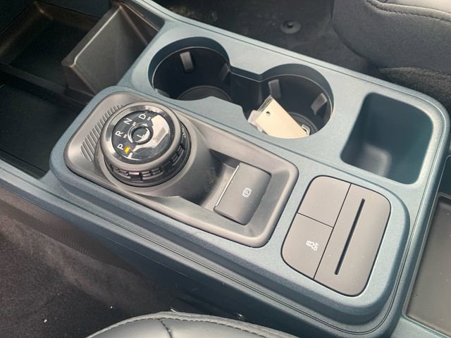 New 2026 Ford Maverick Lariat w/ Black Appearance Package image 24