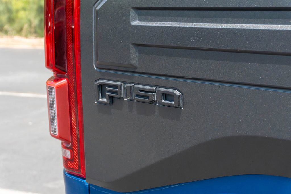 Used 2017 Ford F150 Raptor w/ Equipment Group 802A Luxury AWD/4WD image 18