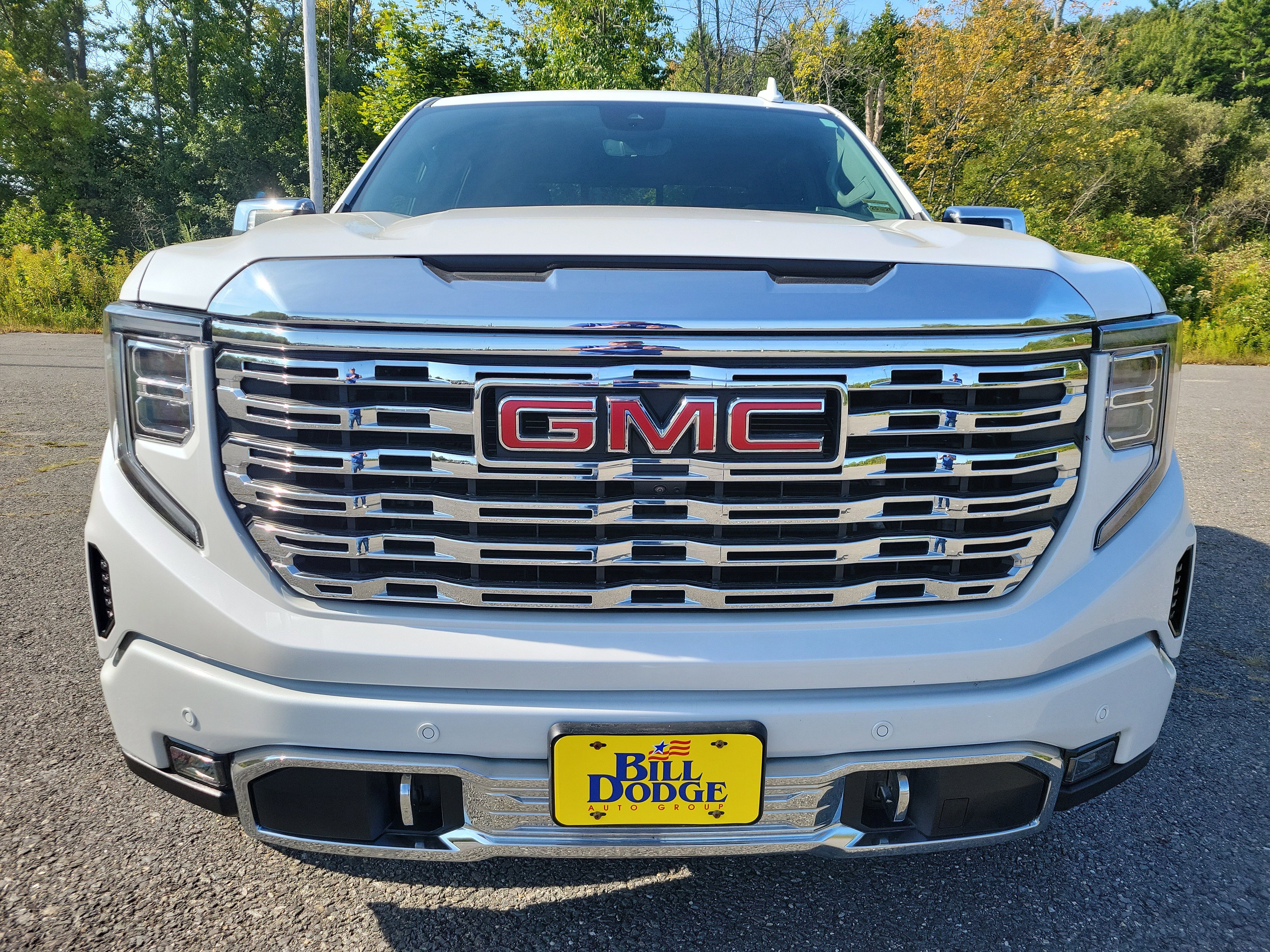 Used 2023 GMC Sierra 1500 Denali w/ Denali Reserve Package image 2