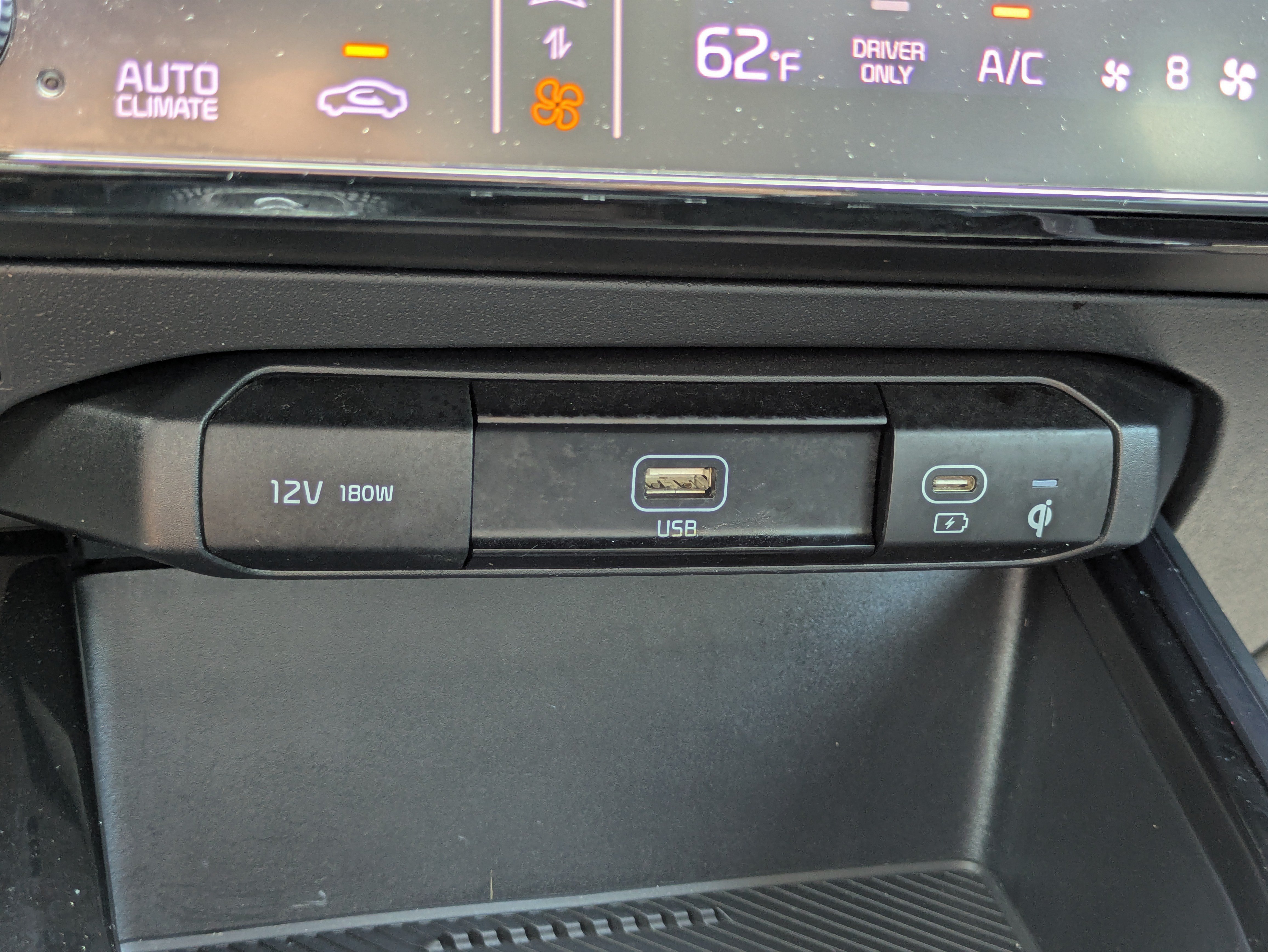 Certified 2024 Kia Niro Wind FWD image 26