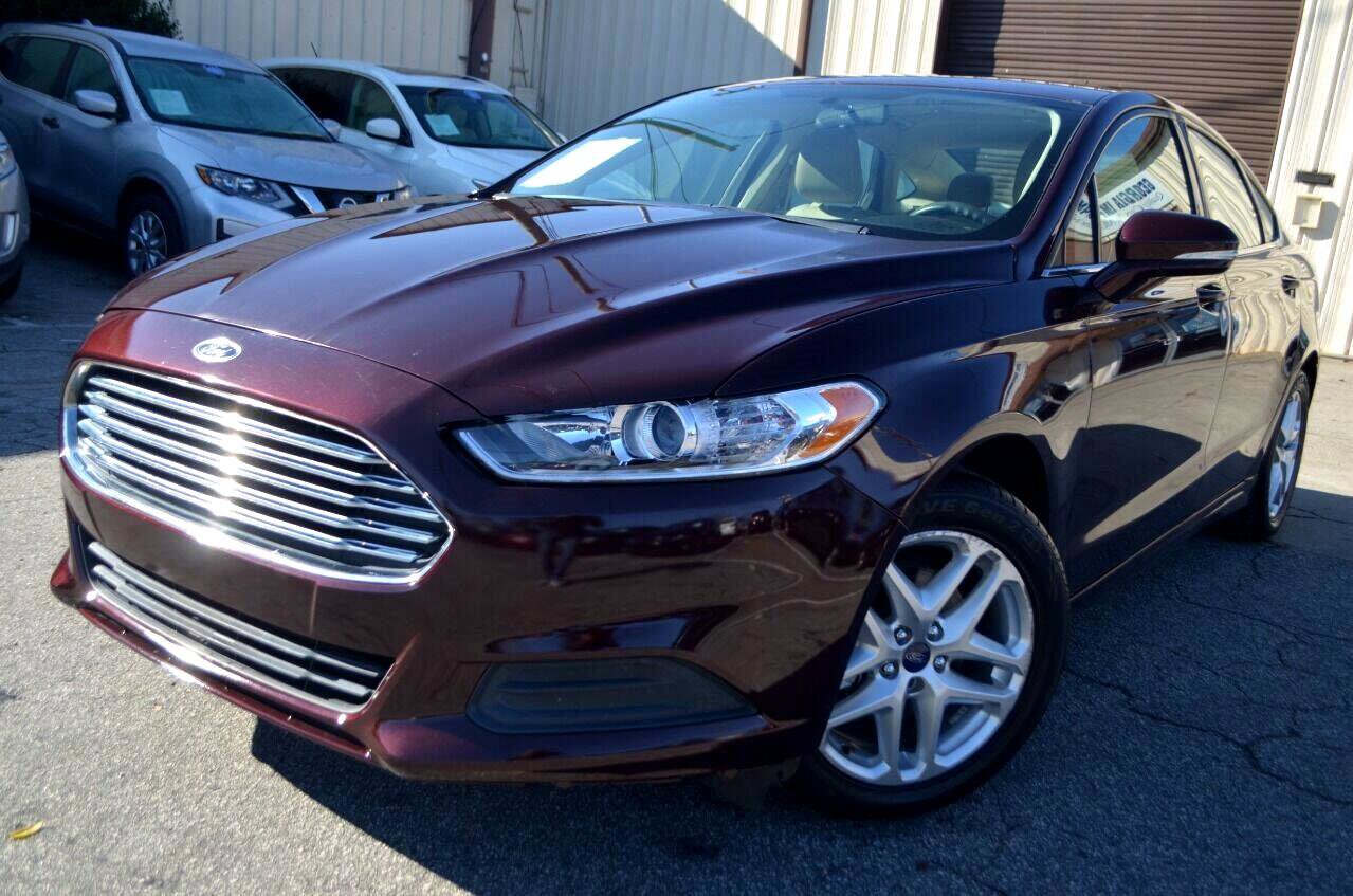 Used 2013 Ford Fusion SE image 2