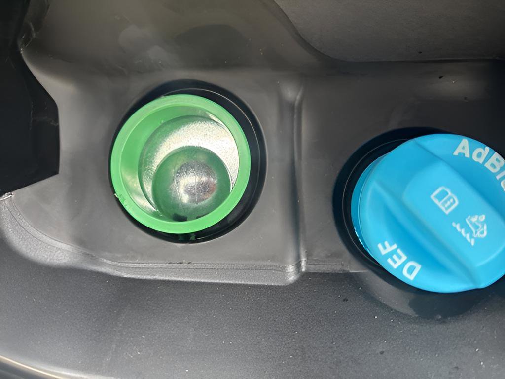 New 2026 GMC Sierra 1500 SLT image 18