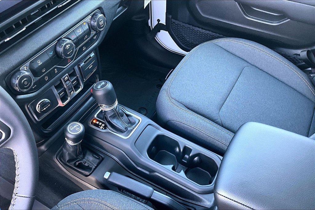 New 2026 Jeep Wrangler Unlimited Sport AWD/4WD image 11